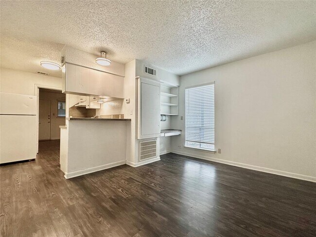 Photo - 2808 Whitis Ave Unit C106