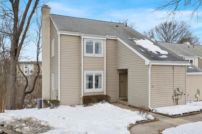 Building Photo - 113 Harvest Ln