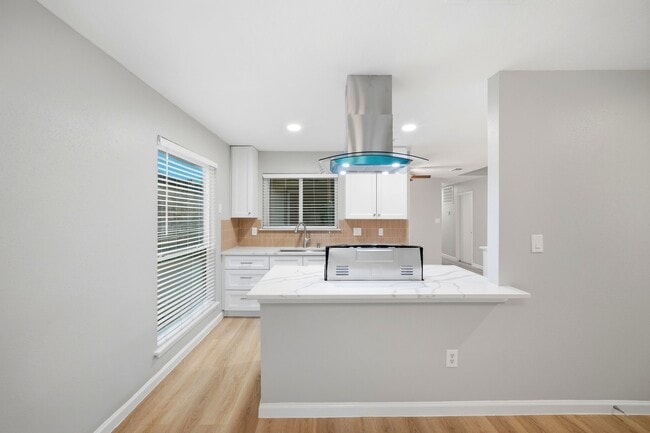 Photo - 10427 Foxrow Ln