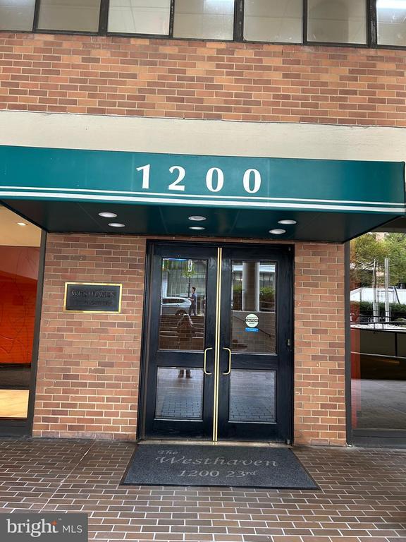 Photo - 1200 23rd St NW Unit 801