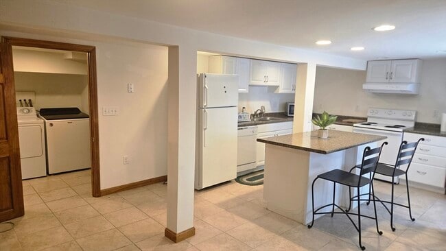 Photo - 113 Oak Ridge Dr Unit B