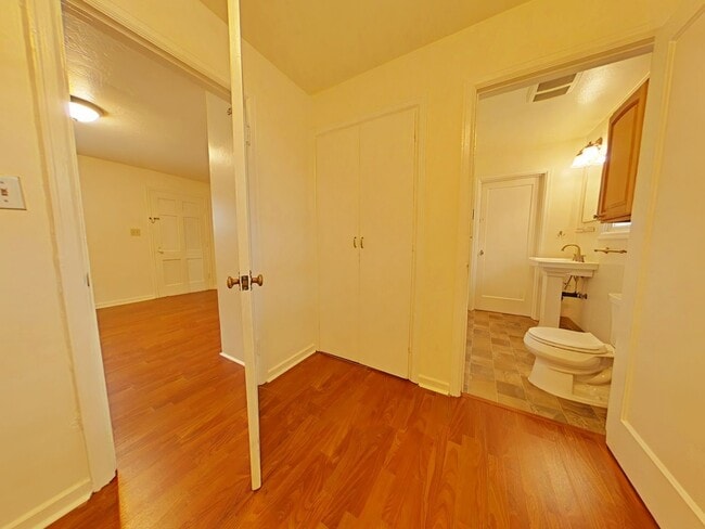 Photo - Apartment ~ Close to Campus ~ Cat Friendly Unit 743 1/2 NW 10th