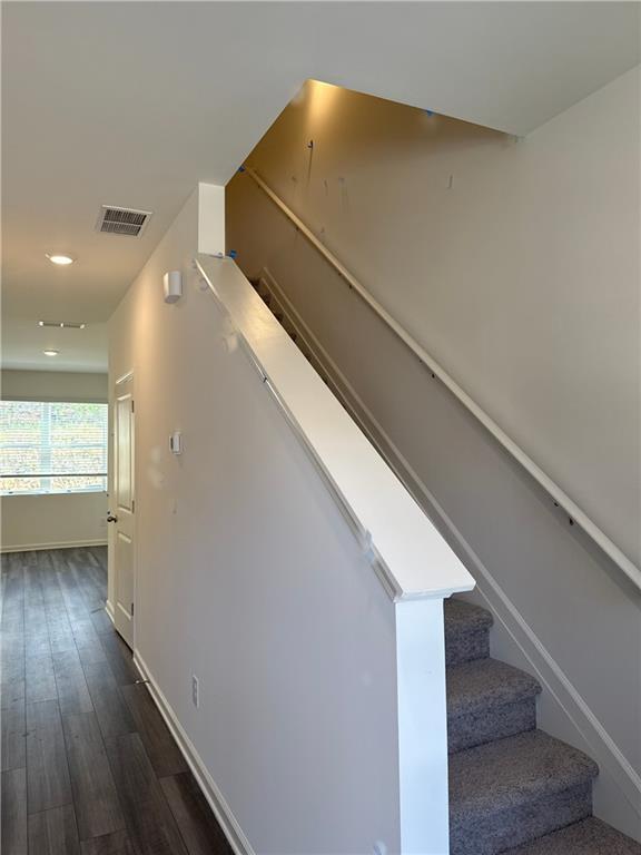 Photo - 2568 Coventry St SW