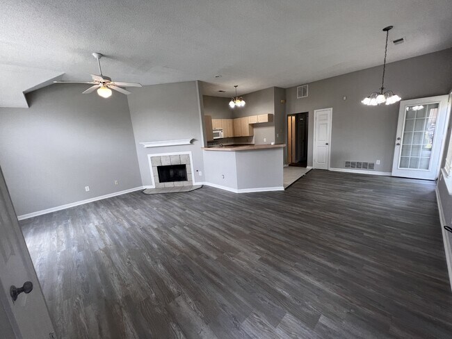 Photo - 6900 Wrigley Dr