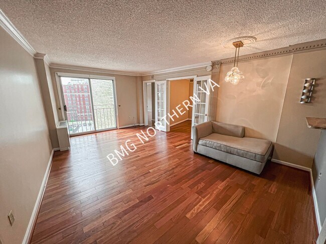 Photo - 1239 Vermont Ave NW