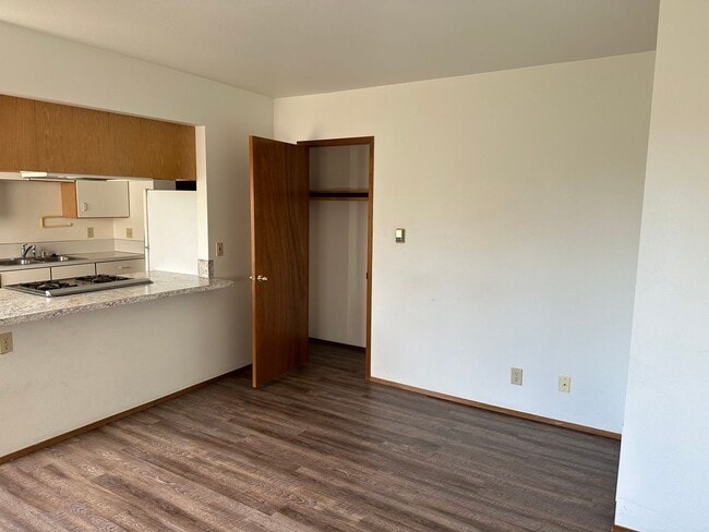Photo - 1 Bedroom, 1 Bathroom Lower Unit in Small Apartment Building Close to BTC Unit #3