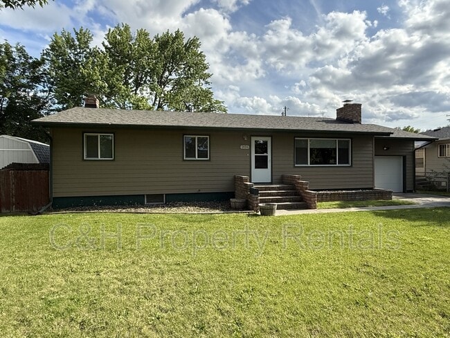 Photo - 1436 Avenue D