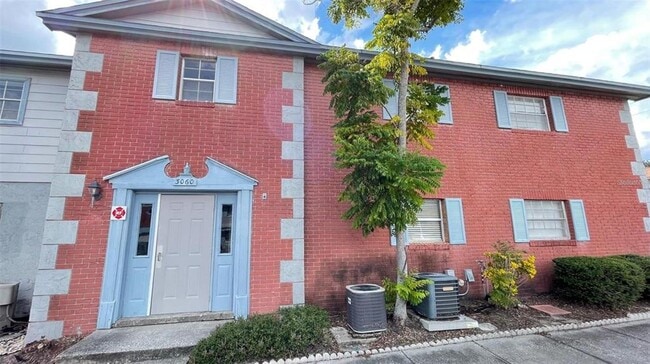 Building Photo - 3060 George Mason Ave Unit 10C