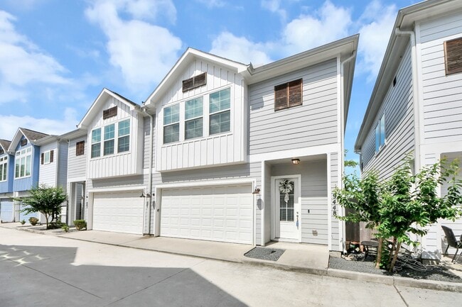Photo - 9448 Kerrwood Ln