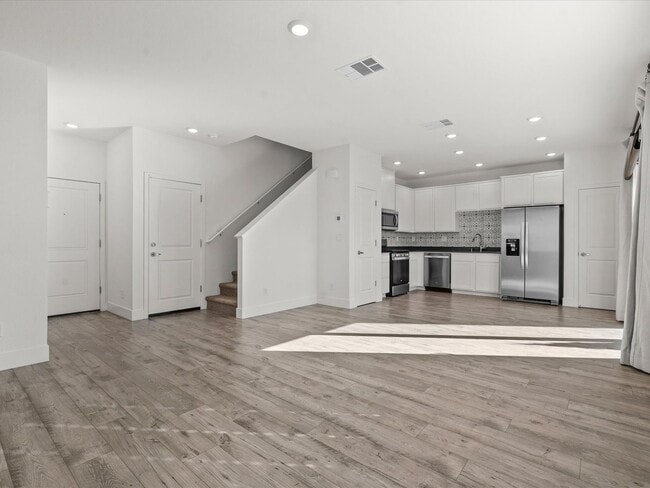 Photo - The Magnolia - 3 Bedroom plus loft, 2.5 Ba...