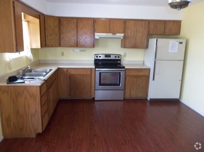 Building Photo - 4720 N Spring Dr Rental