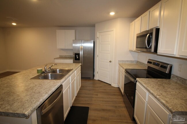 Photo - 1021 Lovebird Ct