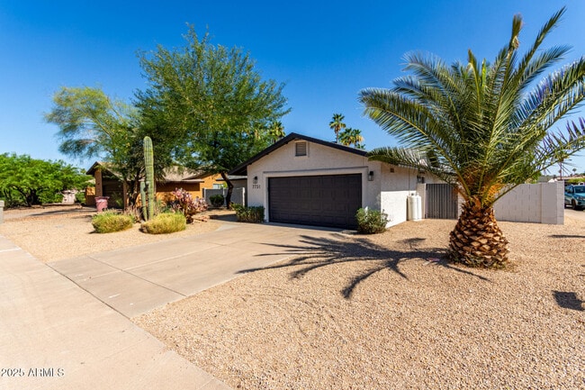 Photo - 7731 E Rose Ln
