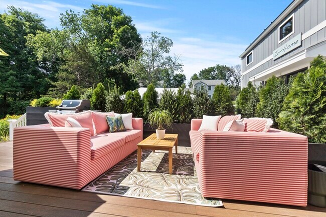 Photo - 117 Eastern Ave