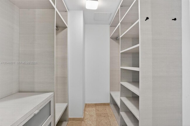 Photo - 68 SE 6th St Unit 3710