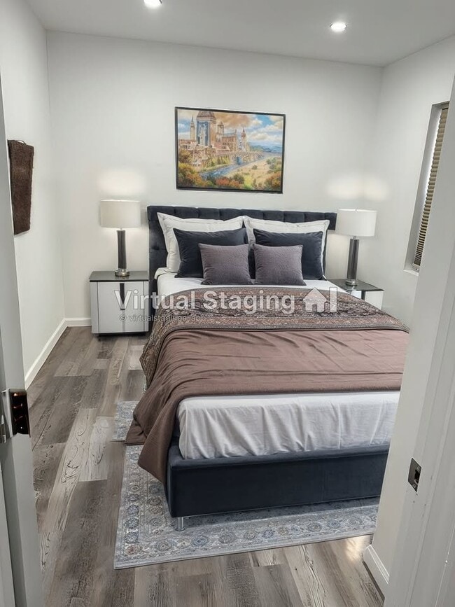 Photo - 118 Sunbury St Unit 1B