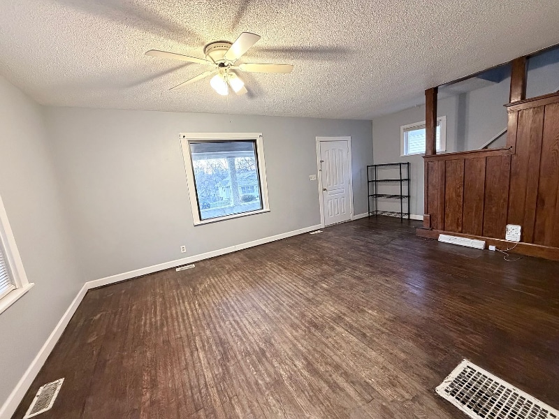 Photo - 2343 E 12th St