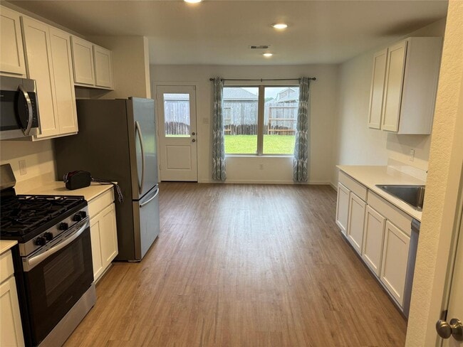Building Photo - 18637 Cepagatti Dr Rental