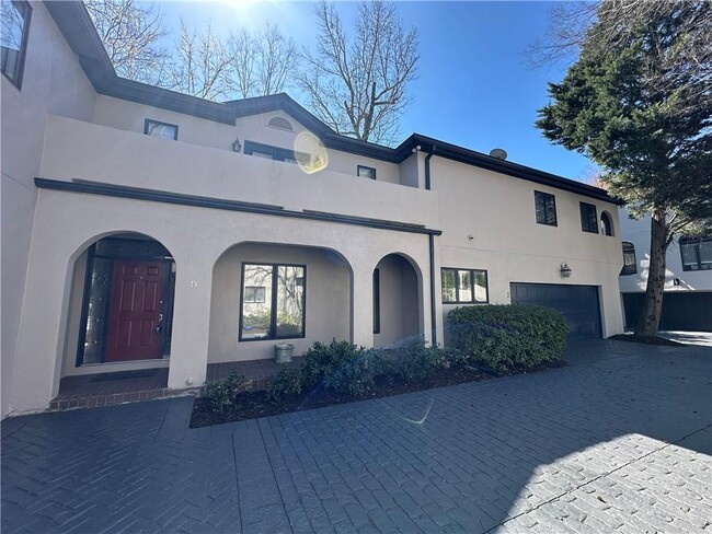 Photo - 3491 Roswell Rd Townhome