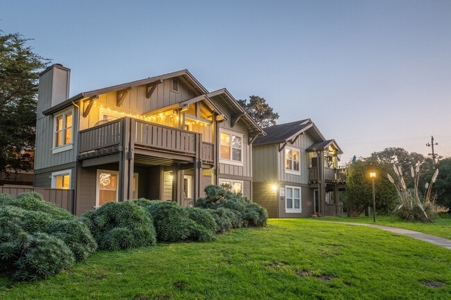 Seventeen Mile Drive Village Apartment Homes