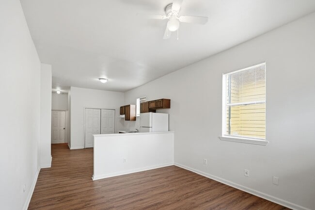 Photo - 2522 N Prieur St Unit 2524