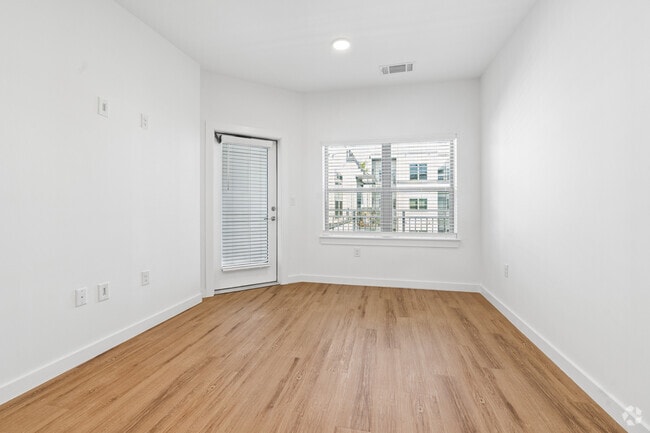 1BD,1BA - 1,643SF - Livingroom