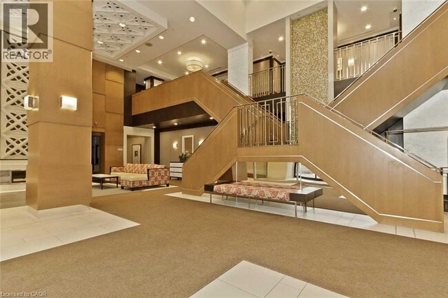 Photo - 100 Harrison Garden Blvd Unité 1314