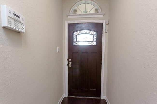 Photo - 11604 Yeadon Way
