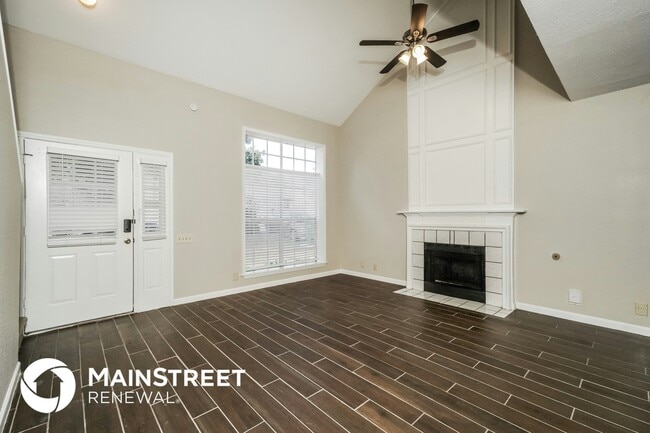 Photo - 8643 Silent Oaks