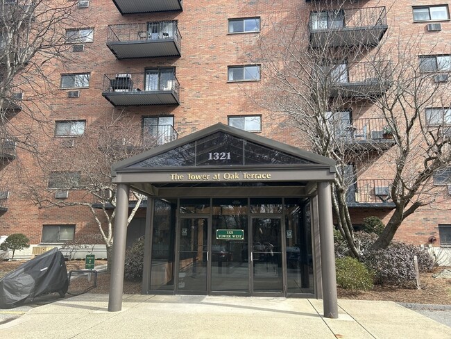 Photo - 1321 Worcester Rd Condo Unit 208