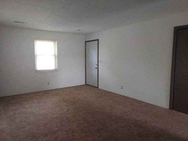 522 Boxwood Dr Unit 4