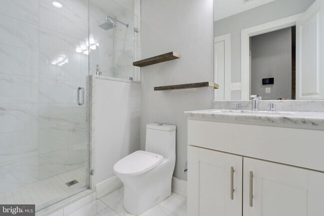 1632 K St NE Unit PH