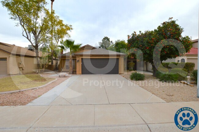 Building Photo - 169 S Criss St Rental