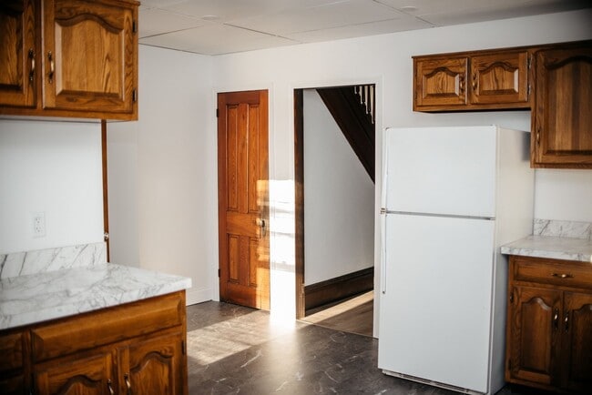 Photo - 352 S Catherine St