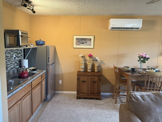 Photo - 150 E Los Mangos