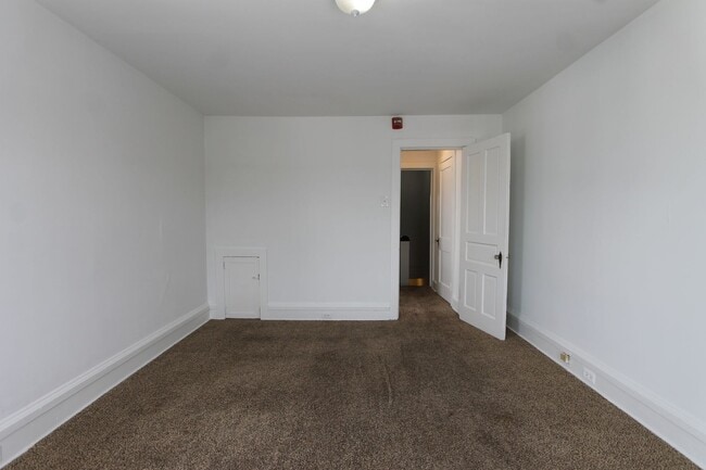 Photo - 7118 Germantown Ave Unit 3rd Fl