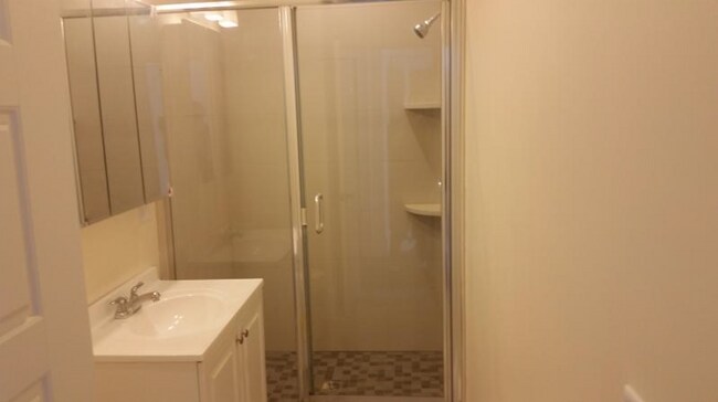 Photo - 29 Commonwealth Ter Unit 3