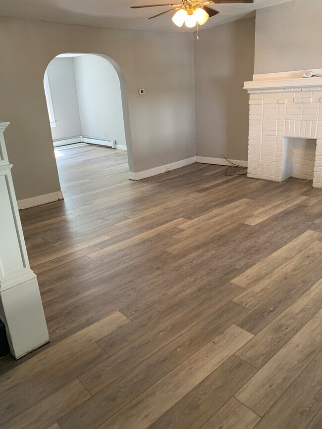 Photo - Two Bedroom in Mt Washington with Off-Street Parking!