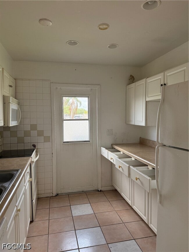 Photo - 1131 S Loop Blvd