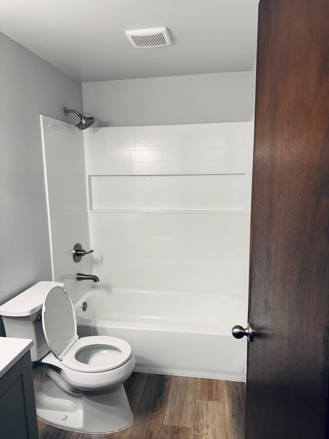 New renovated bathroom. - 268 Robert Dr Unit 6