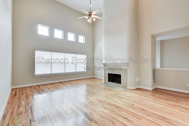 Photo - 650 Westcross St Unit 35