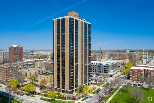 Photo - Regency House Condominiums