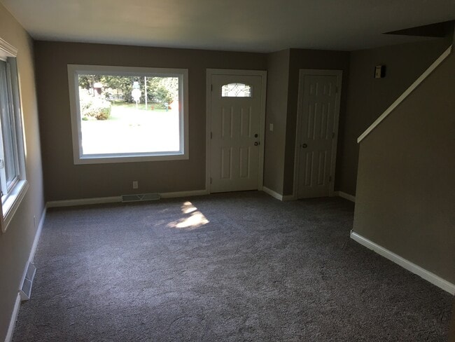 Photo - 1401 - Garfield Ave. (Morgan) Unit 10603 Garfield (west )