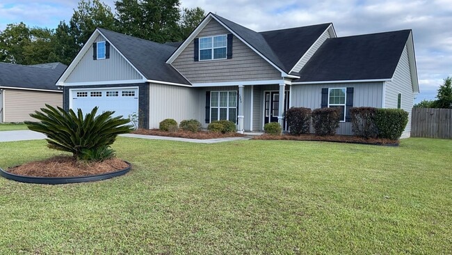 Stylish 3BD/2BA Rental Home in Miller Farm... - Stylish 3BD/2BA Rental Home in Miller Farm...