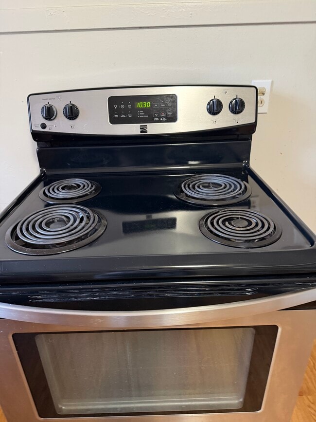 Photo - 2712 Northwood Ave