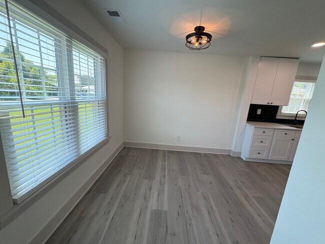 106 30th St Unit A
