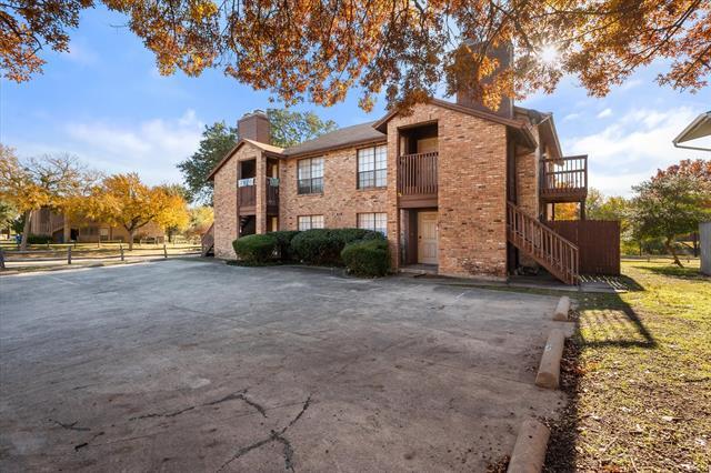 406 E Denton Dr