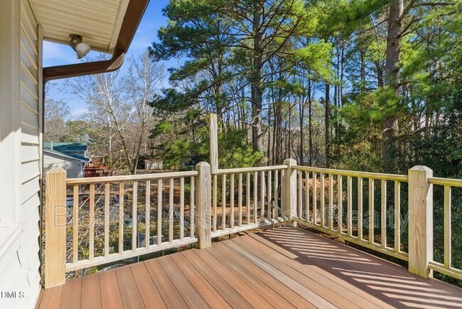 Photo - 1200 Boxwood Ln