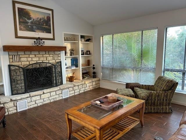 Photo - 202 Lighthouse Dr