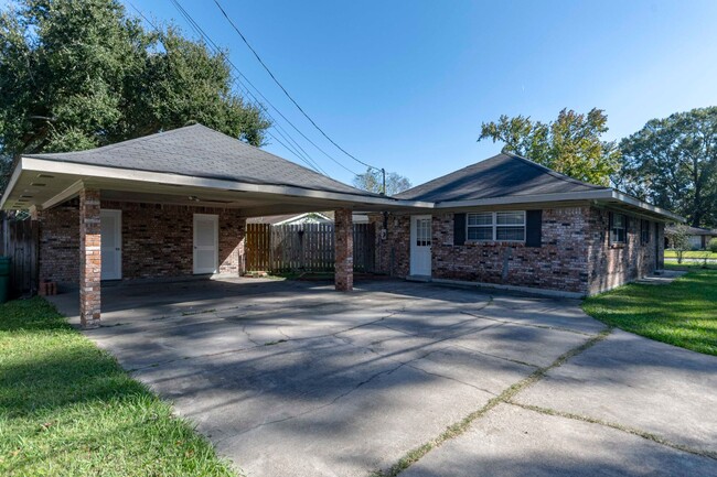 Photo - 101 Wakefield Dr